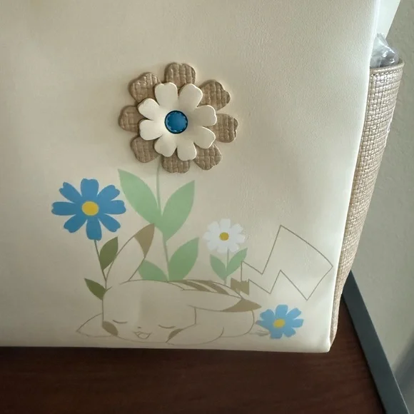 NWT Loungefly Pokemon Floral Tote Bag and Coin Bag Set - Picture 2 of 9